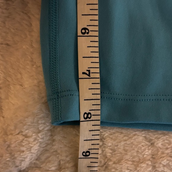Carbon38 Teal Blue 8” Athletic Bike Shorts Size Small NWT - Picture 6 of 6
